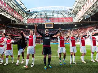 Koploper Ajax behoudt goede uitgangspositie in titelstrijd met PSV