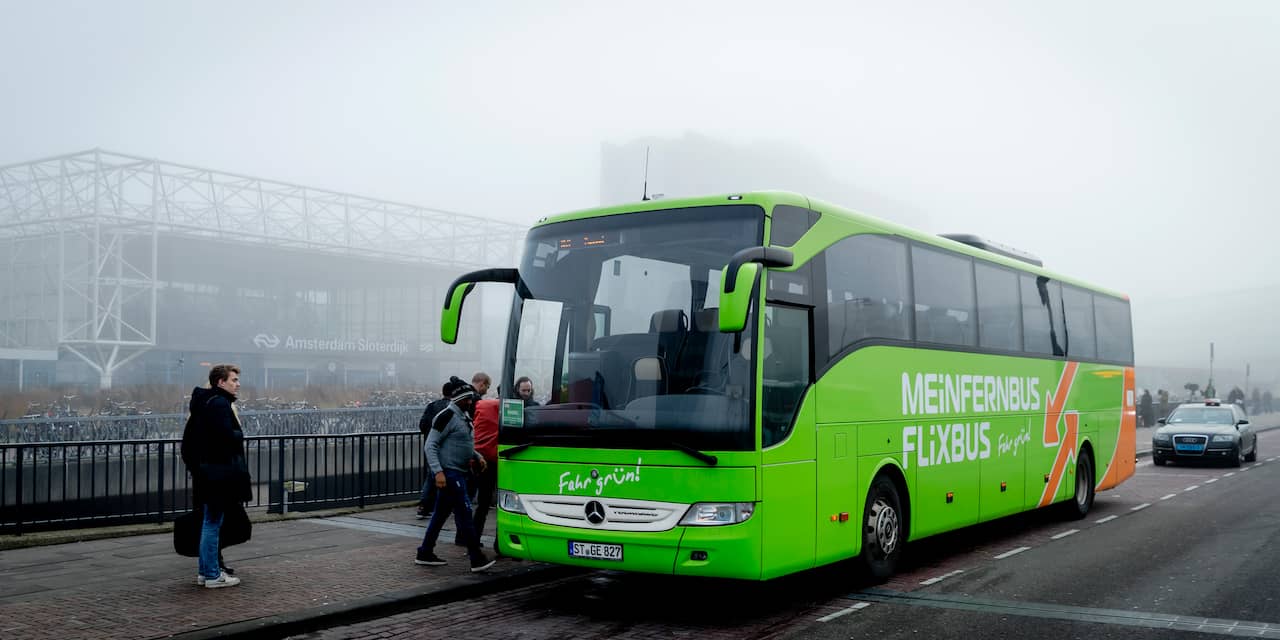 Busdienst FlixBus neemt rivaal Eurolines over