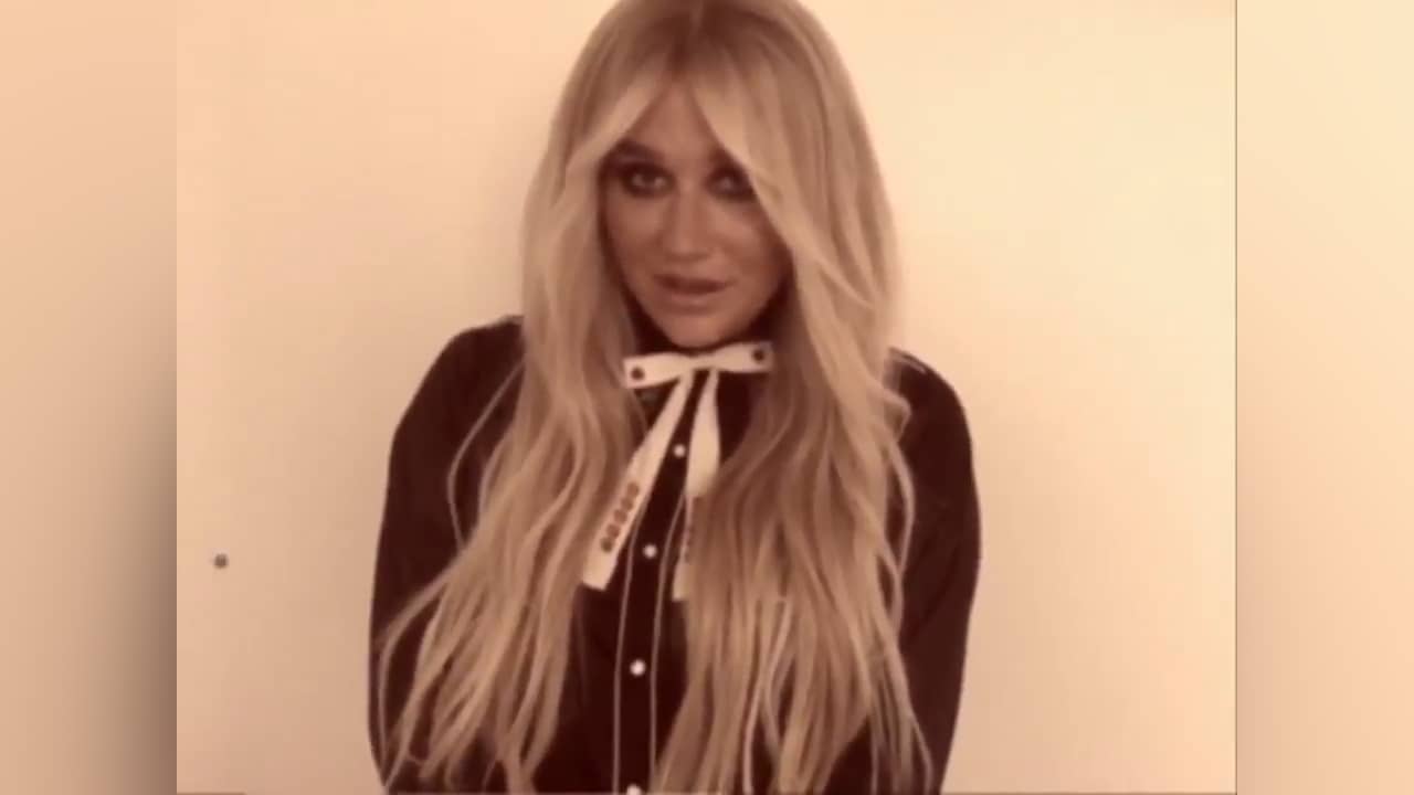 Beeld uit video: Kesha kondigt nieuwe single aan