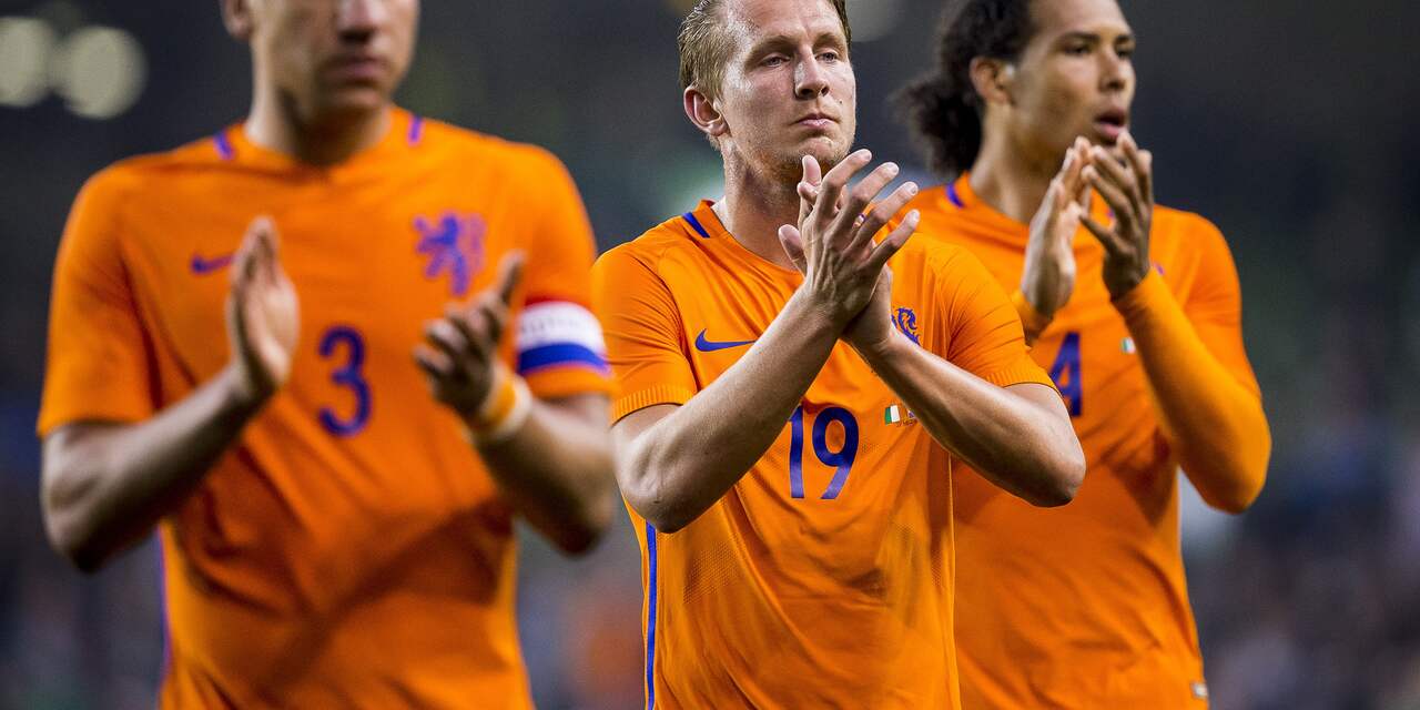 Matig Nederlands elftal speelt gelijk tegen Ierland in oefenduel
