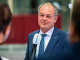 Burgemeester Lenferink sluit woning aan Molenstraat na drugsvondst