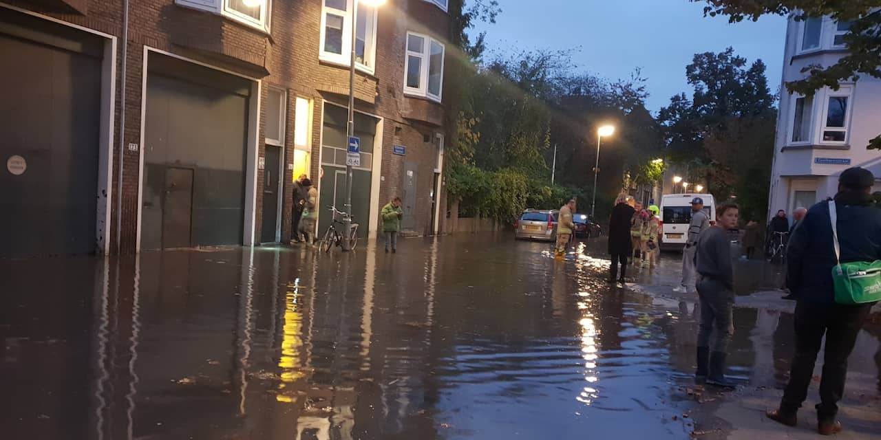 Meer dan honderd woningen Delfshaven tot dinsdag zonder water