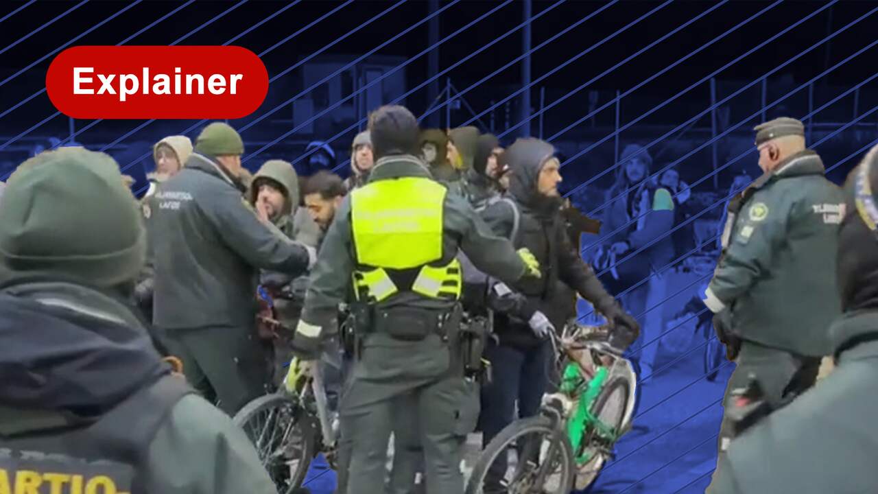 Beeld uit video: Hoe Rusland migranten mét fietsen als wapen inzet bij Finse grens