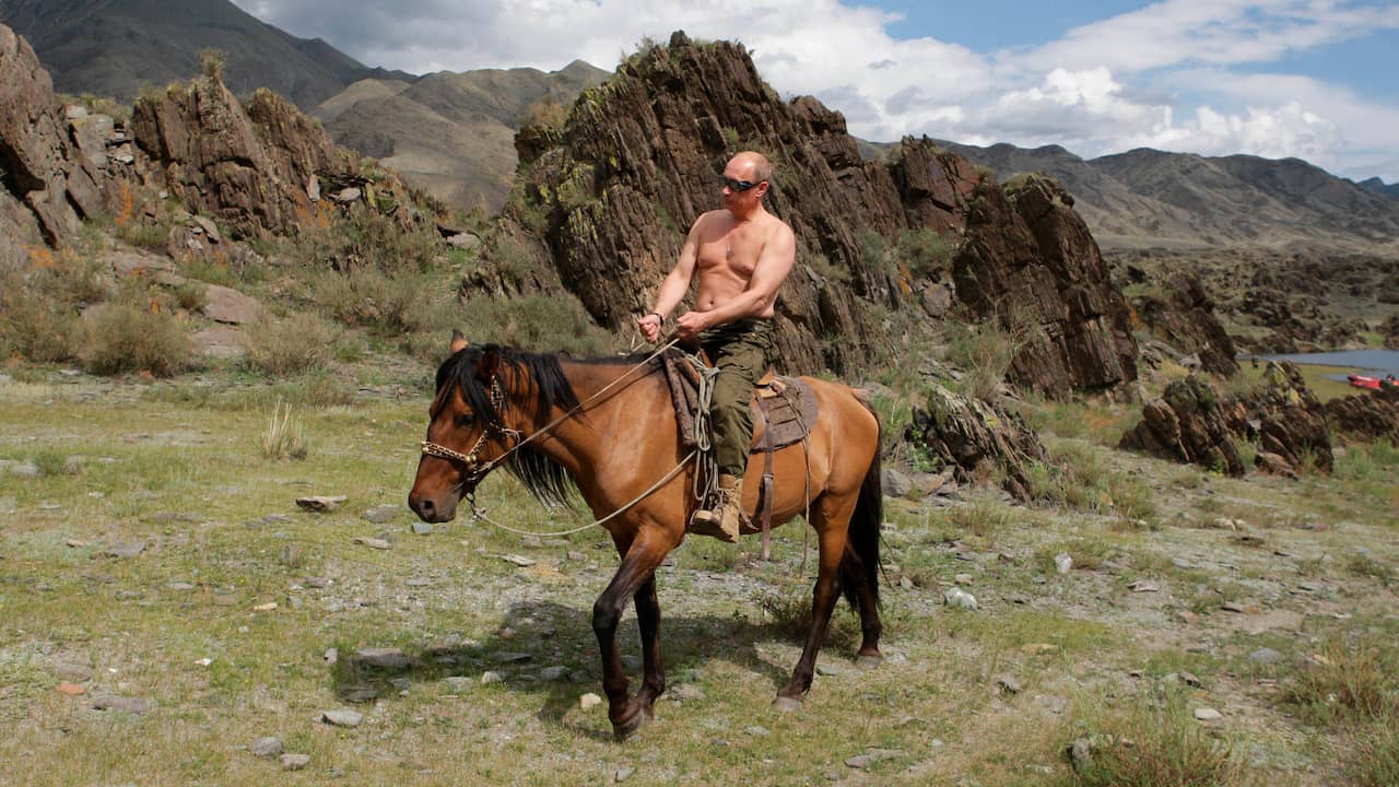 Putin: Western leaders would look ‘horrible’ topless |  NOW