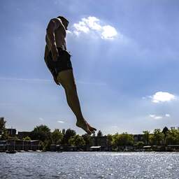 Opnieuw zeer zonnige dag met temperaturen tot wel 33 graden