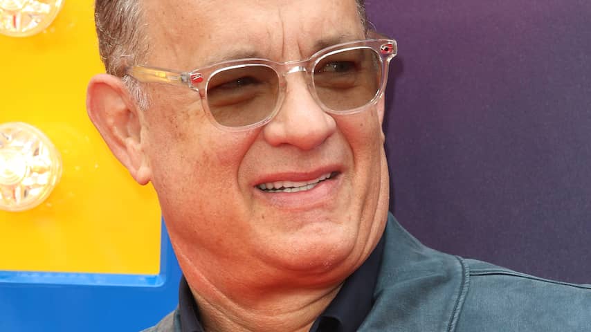 Weduwe wil dat Tom Hanks manager Elvis Presley goed vertolkt