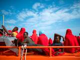 Britse marine ingezet tegen varende migranten