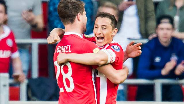 Liveblog: PSV boekt overtuigende zege op Willem II