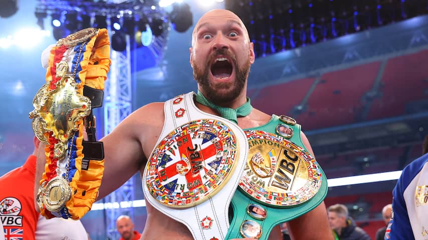 fury slaat whyte knock  op wembley en behoudt wereldtitel