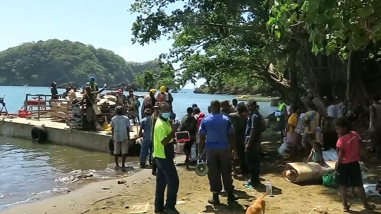 11.000 eilandbewoners Vanuatu vluchten voor dreigende vulkaanuitbarsting