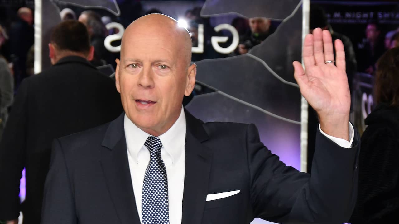 Wife Bruce Willis calls on paparazzi to stop yelling at sick actor ...