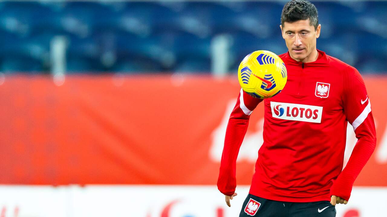 Top striker Lewandowski still trains with Poland day before match against Orange |  NOW