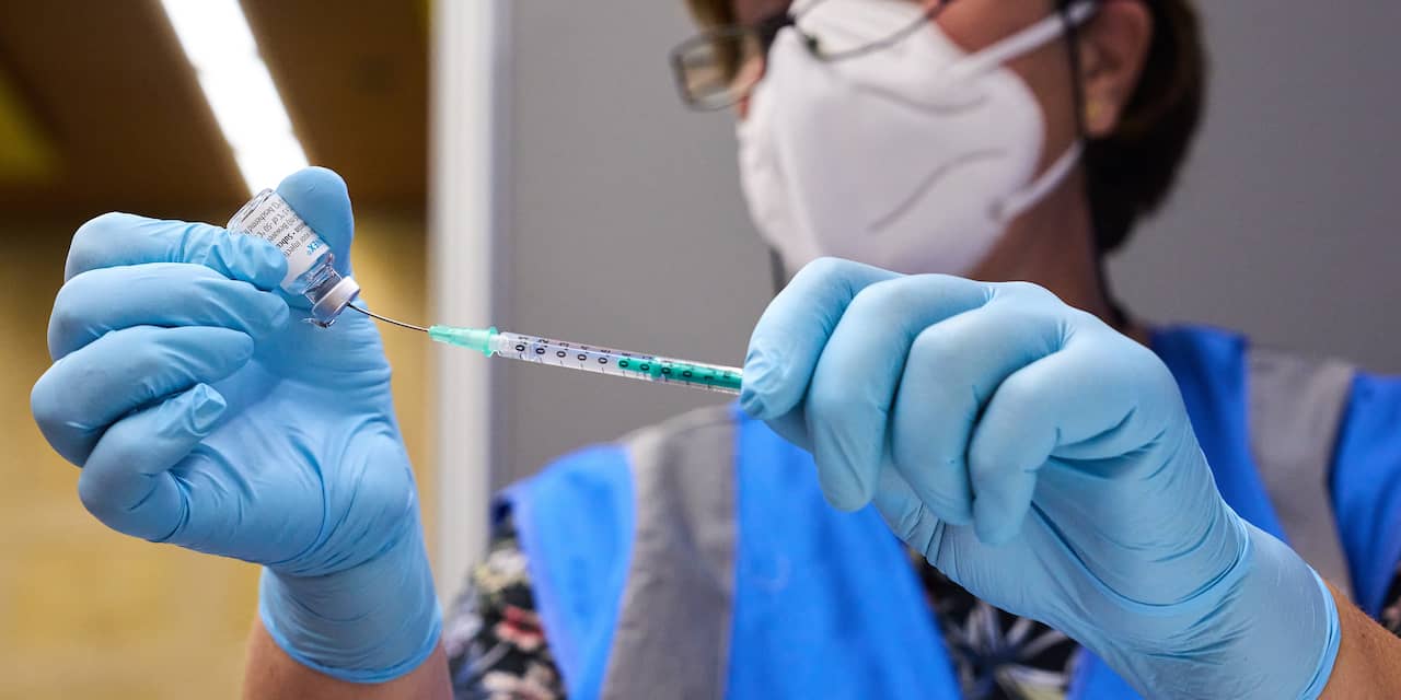 Eerste Rotterdammers gevaccineerd tegen oprukkend apenpokkenvirus