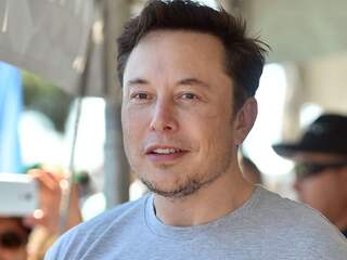 Tesla-topman Elon Musk noemt Britse duiker opnieuw 'kinderverkrachter'