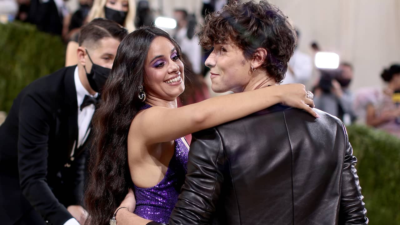 Camila Cabello en Shawn Mendes na relatie van twee jaar uit elkaar |  Achterklap | NU.nl