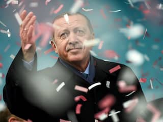 Turken stemmen zondag in referendum over grondwetswijziging