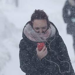 Rusland stelt wet die Russische apps op smartphones verplicht uit tot 2021
