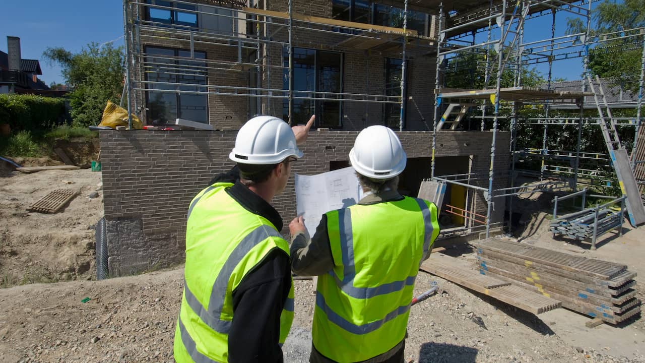 Increasing price difference between new homes and existing homes