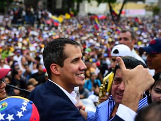 Venezolaanse interim-president Guaidó weer terug in Caracas