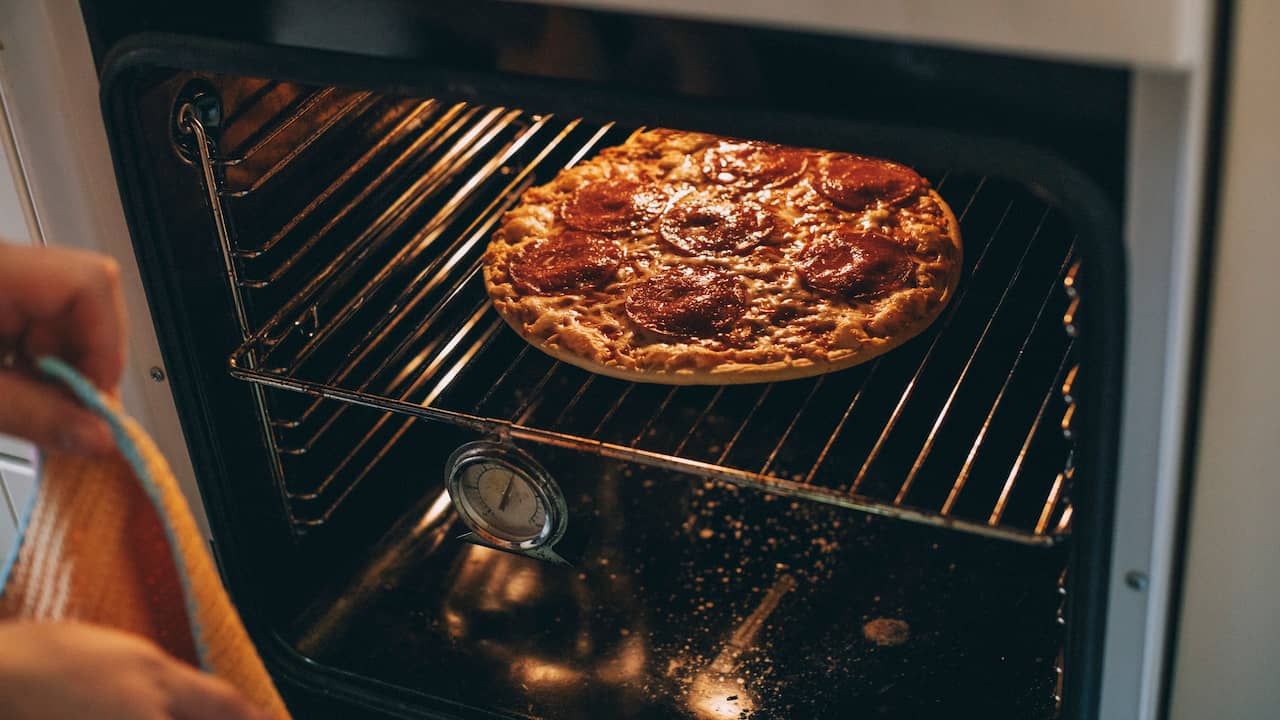 Deze standen op je oven verbruiken de minste energie | Eten en | NU.nl