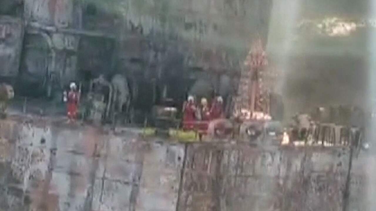 Beeld uit video: Dode opvarenden geborgen van brandende olietanker