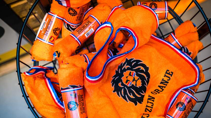 Oranje wuppies en juichcapes in Qatar of toch niet?