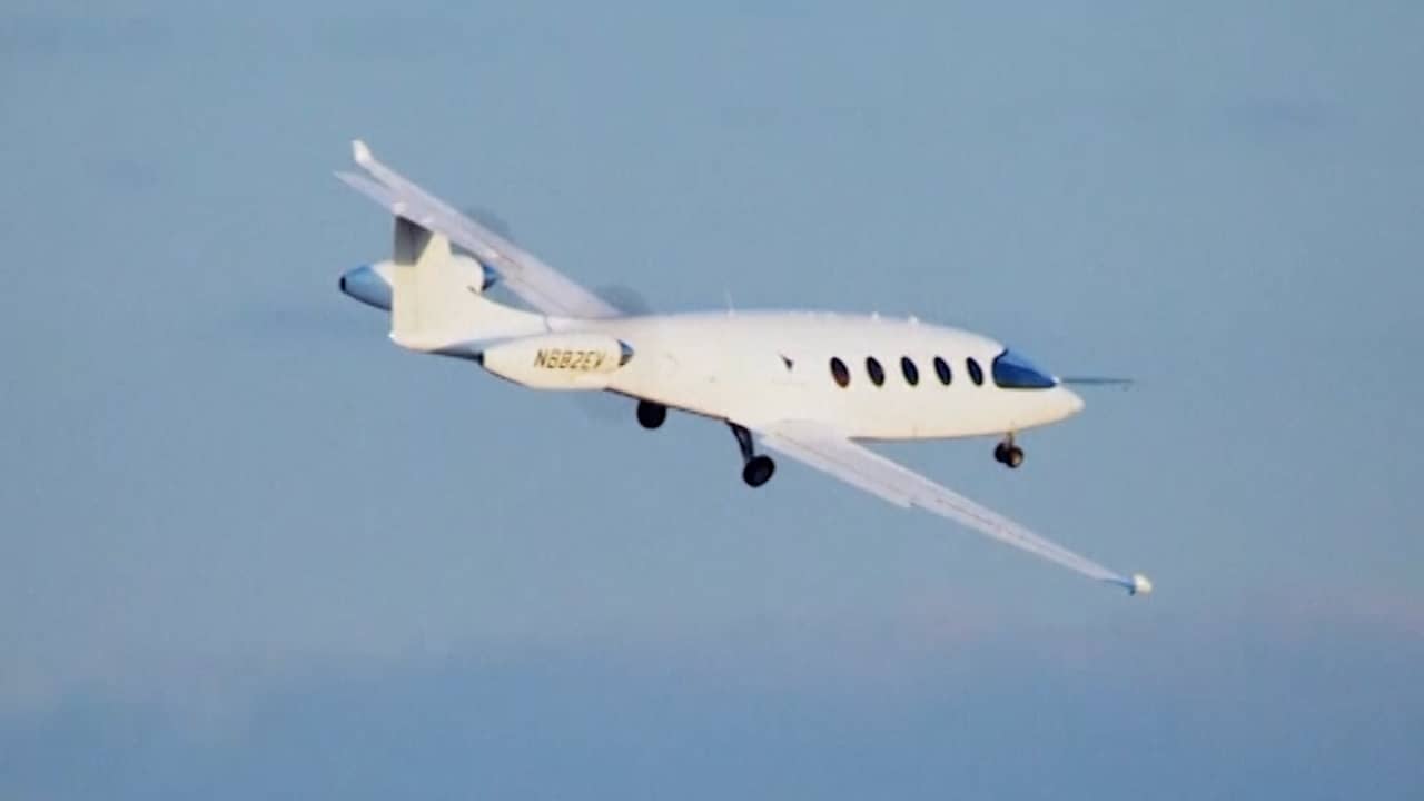 Beeld uit video: Elektrisch passagiersvliegtuig maakt eerste testvlucht in VS
