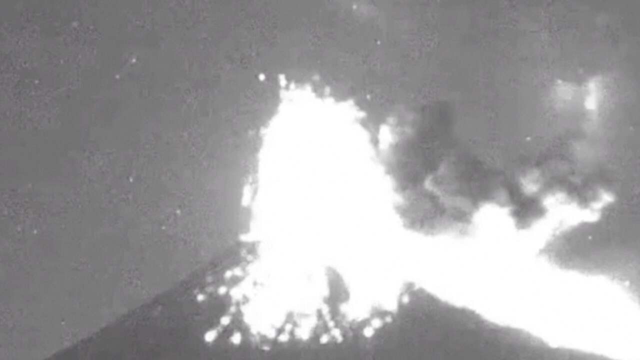 Mexicaanse vulkaan Popocatépetl barst uit