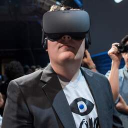 Ontslagen Oculus-oprichter repareert kapotte virtualrealitybrillen gratis
