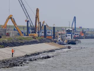 Rijkswaterstaat installeert zes megapompen in Afsluitdijk