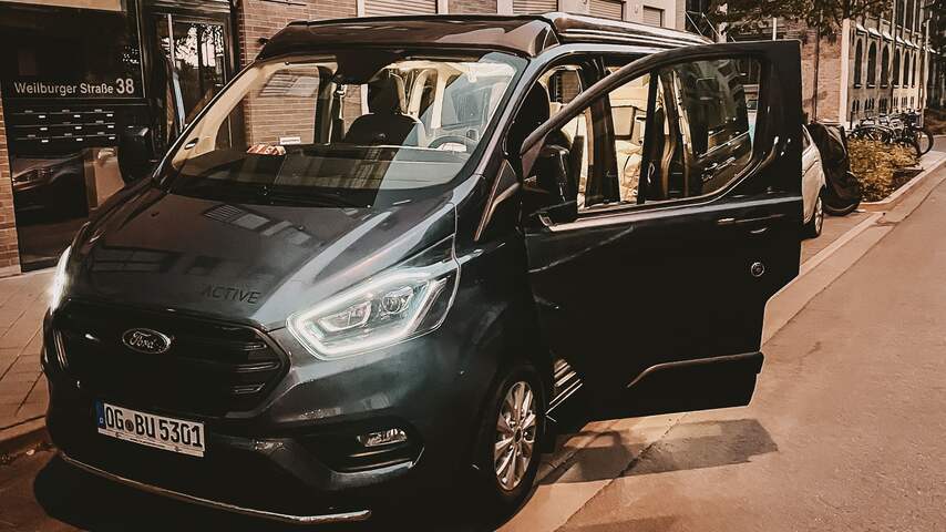 Een buscamper of campervan, zoals deze Bürstner Copa, is in de basis gewoon een bestelbus die je ook kan inzetten voor dagelijks gebruik.