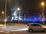 Zeer grote brand uitgebroken in Rotterdamse flat, 24 woningen ontruimd