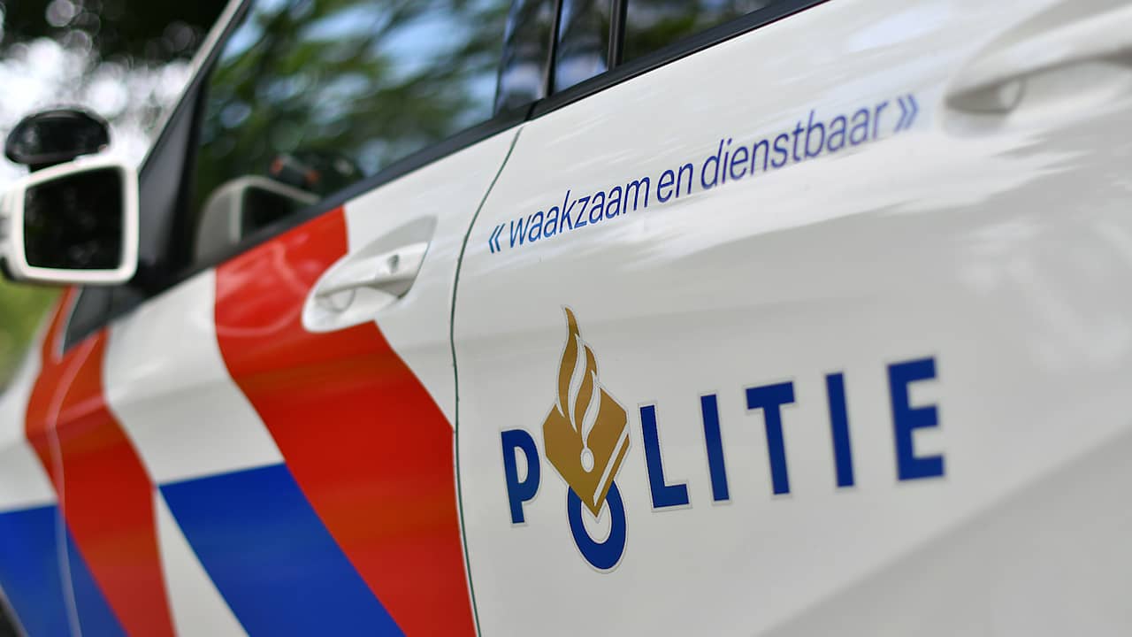 Tragic Accident: 23-Year-Old Rotterdam Resident Dies in Electric Car Crash in Capelle aan den IJssel – Updates 2024