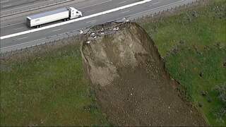 Deel van Amerikaanse snelweg ingestort na aardverschuiving