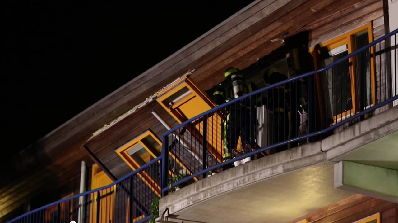 Explosie verwoest gevel van woning in Den Haag