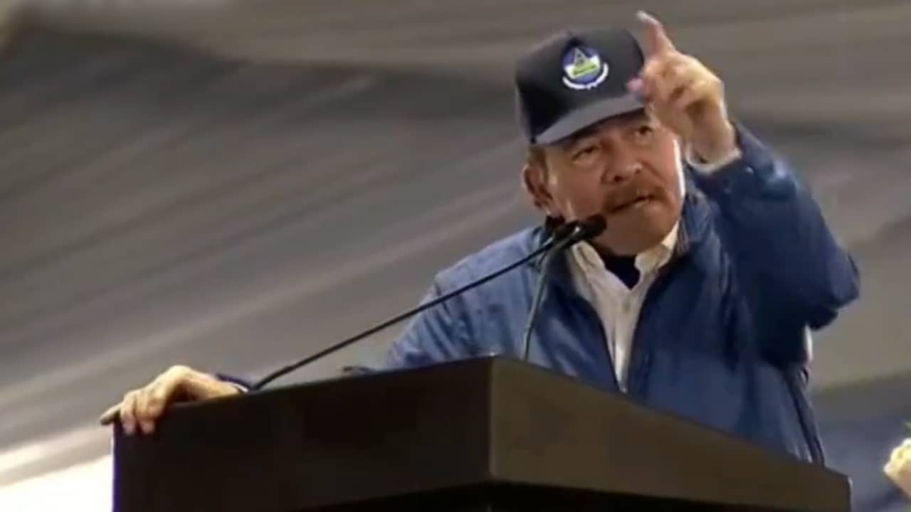 Beeld uit video: President Nicaragua hekelt Nederlandse ambassadeur in toespraak