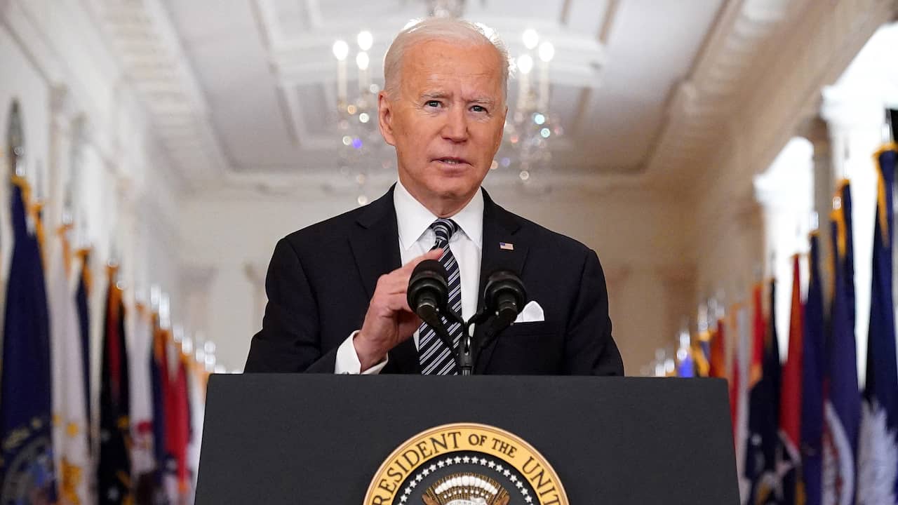 Biden hopes that normal life in the US will partly return in July |  NOW