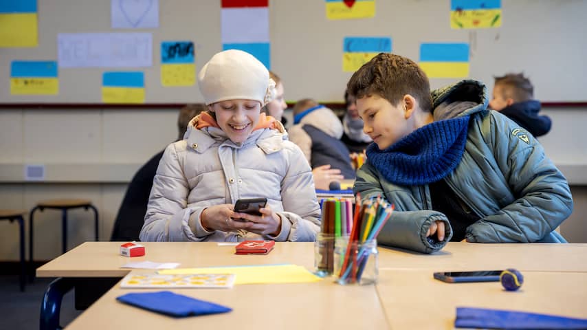Oekraïense kinderen naar school in Nederland