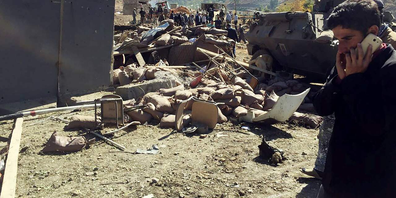 Achttien mensen gedood door bomaanslag in Turks Semdinli