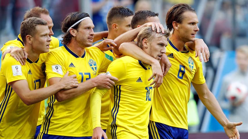 Zweden klopt Zwitserland en is na 24 jaar weer kwartfinalist op WK