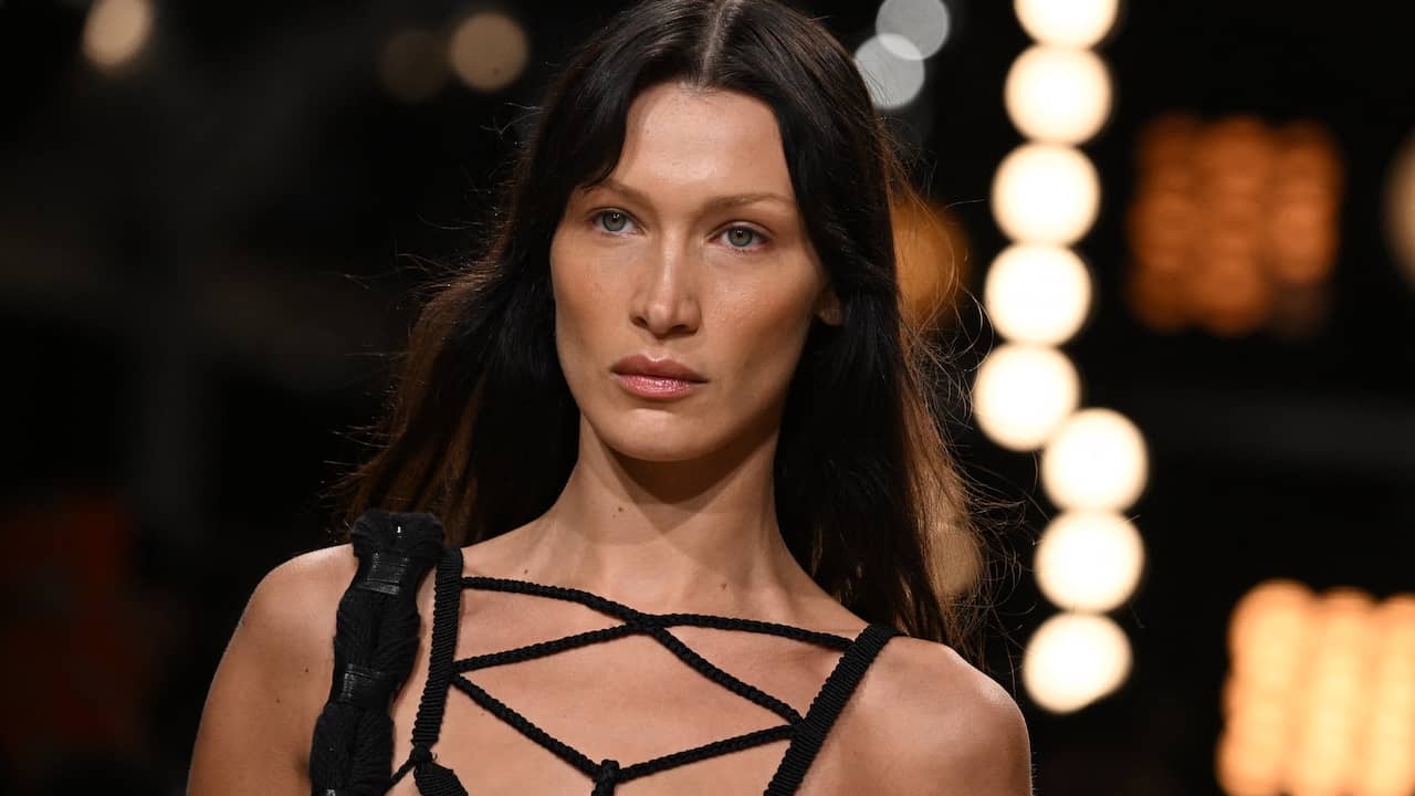 Supermodel Bella Hadid’s Struggle with Lyme Disease: Long Absence Explained