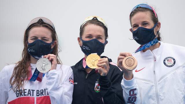 Het podium van de triatlon.