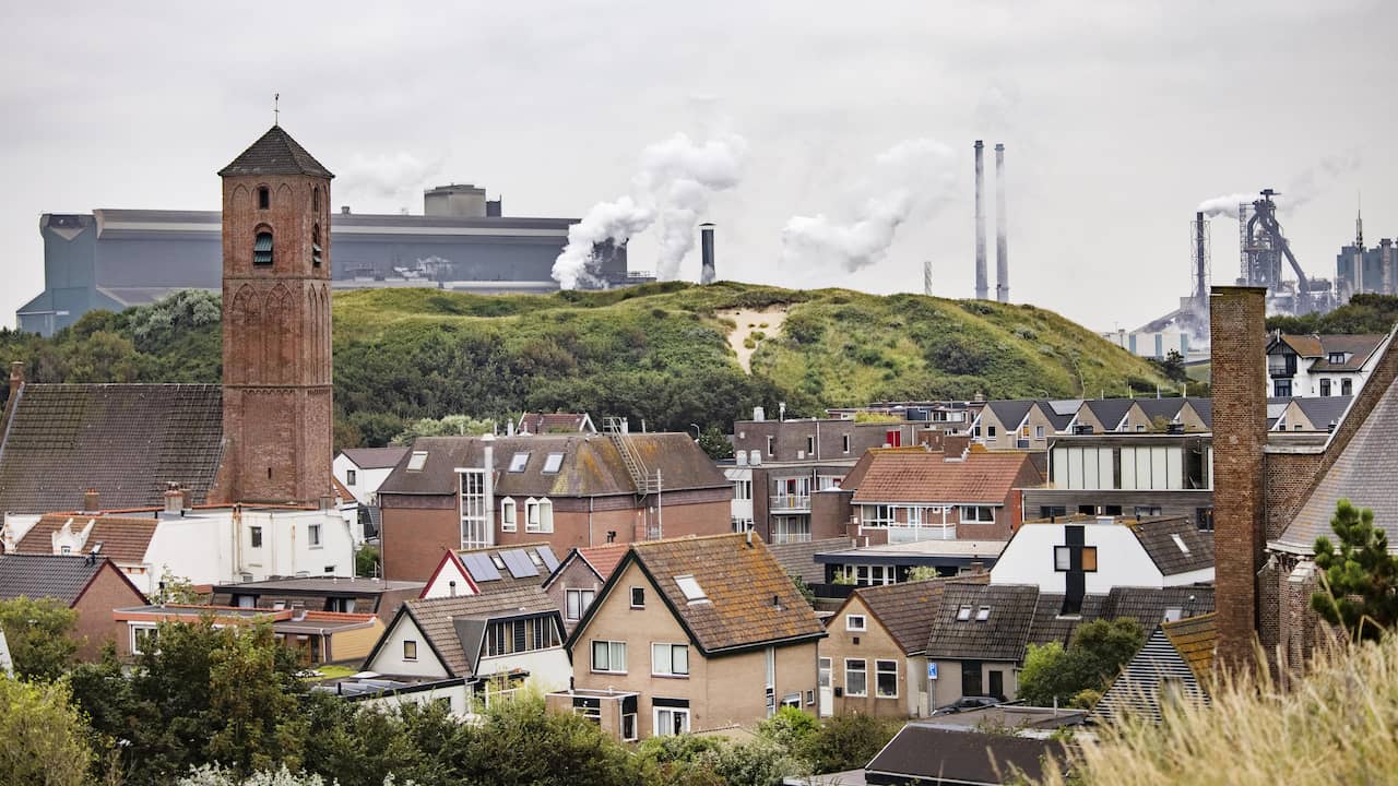 Hoe moet het verder met Tata Steel? 7 vragen over de grootste CO2-vervuiler