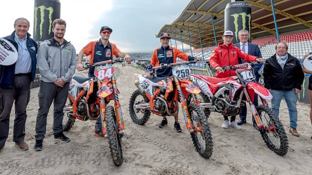 Vlnr: Herlings, Coldenhoff en Vlaanderen