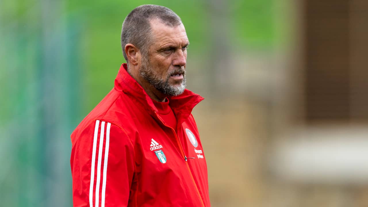 Feyenoord Verlengt Contract Van Assistent Trainer En Clubicoon De Wolf Nu Het Laatste Nieuws Het Eerst Op Nu Nl