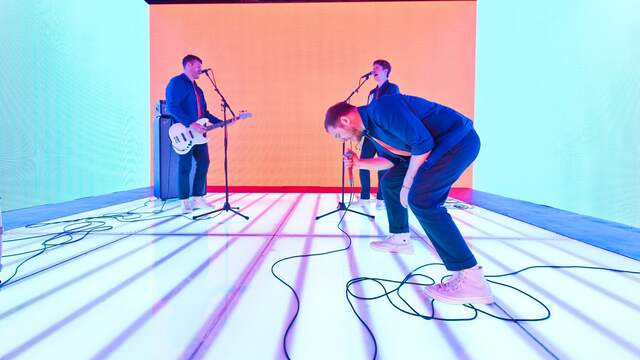 Everything Everything waarschuwt voor paniek in maatschappij