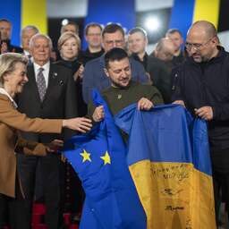 Zelensky voert druk op Europese leiders op voor meer hulp en EU-lidmaatschap