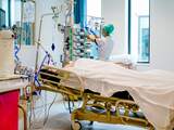 Kwart operatiekamers niet in gebruik door coronadrukte en ziek personeel