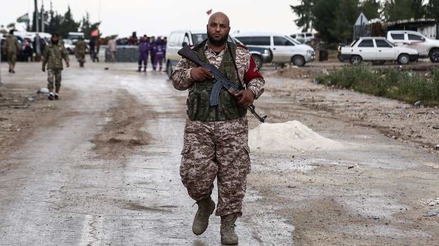 Turkse troepen trekken Syrische stad Manbij binnen
