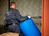 Politie vindt duizend kilo chemicaliën in woonwijk Tilburg